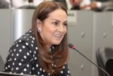 Glória Carratte adia posse mesmo após vitória unânime no TRE-AM