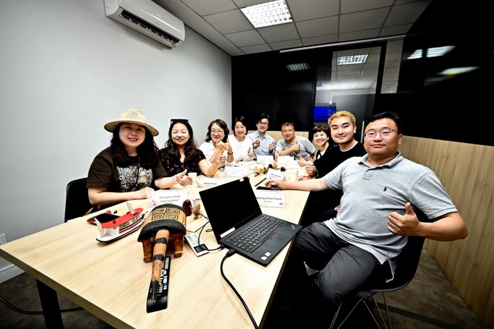 Operadoras chinesas conhecem potencial turístico do Amazonas Operadoras chinesas conhecem potencial turístico do Amazonas