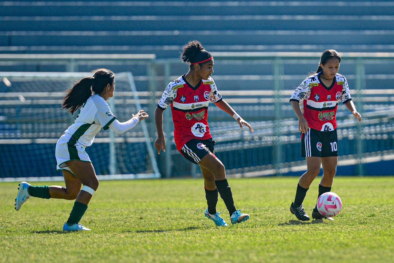 Semifinal do Barezinho Delas Sub-20 é definida após vitórias de Tarumã e São Raimundo