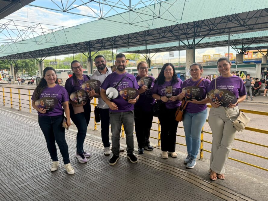 Terminal 5 recebe ação da campanha Junho Violeta em defesa dos direitos da pessoa idosa