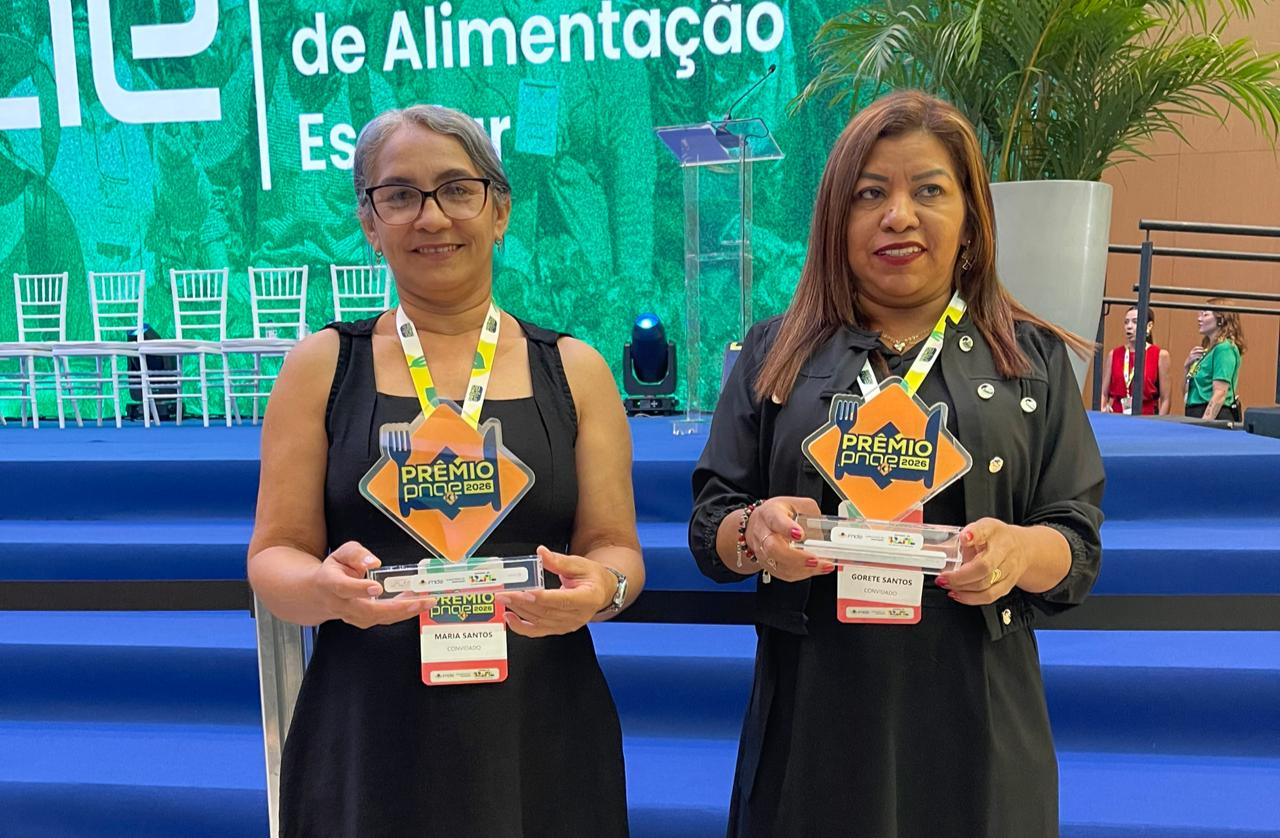 Manipuladoras de alimentos da rede municipal de Manaus recebem prêmio nacional do FNDE