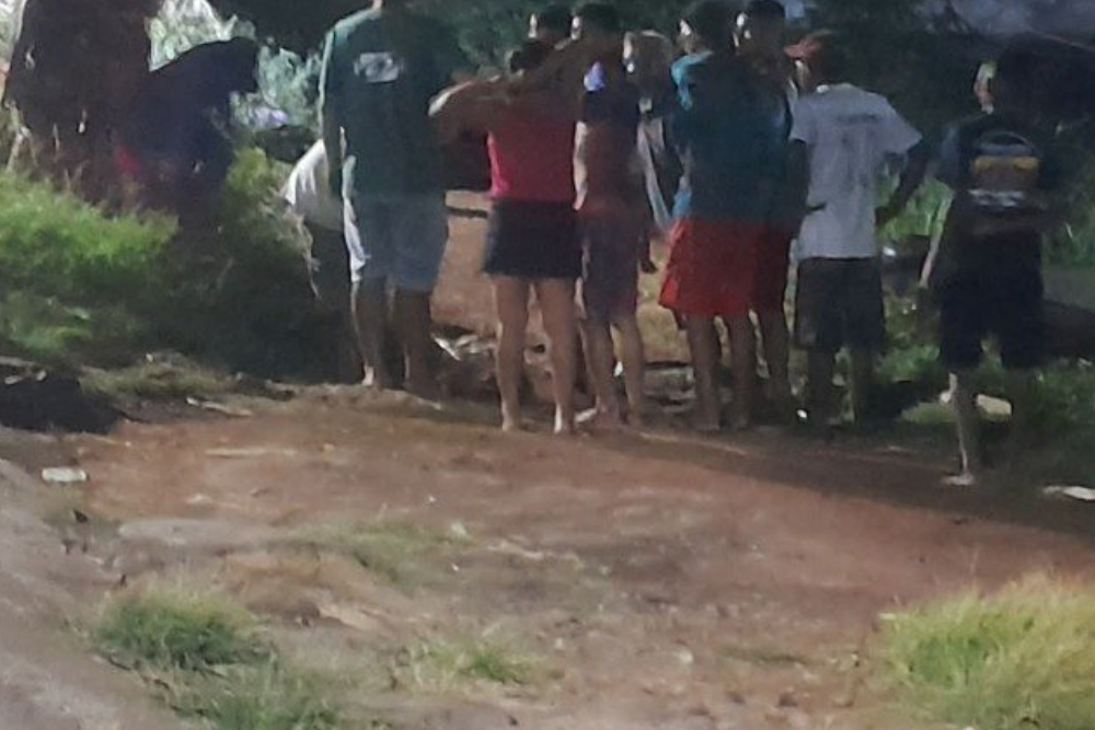 Colisão entre motos deixa mulher ferida em Maués