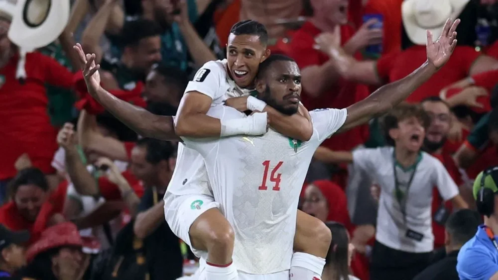 Marrocos busca empate no fim, elimina Holanda nos pênaltis e avança às oitavas da Copa