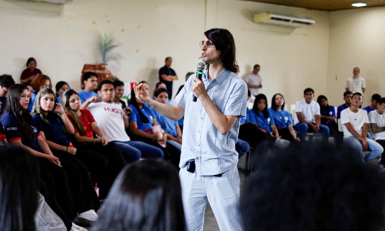 Comissão aprova projeto de Amom que suspende cobrança do Fies em calamidades