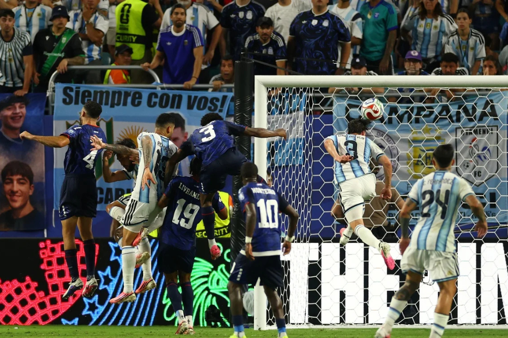 Argentina supera Cabo Verde na prorrogação e avança às oitavas da Copa do Mundo
