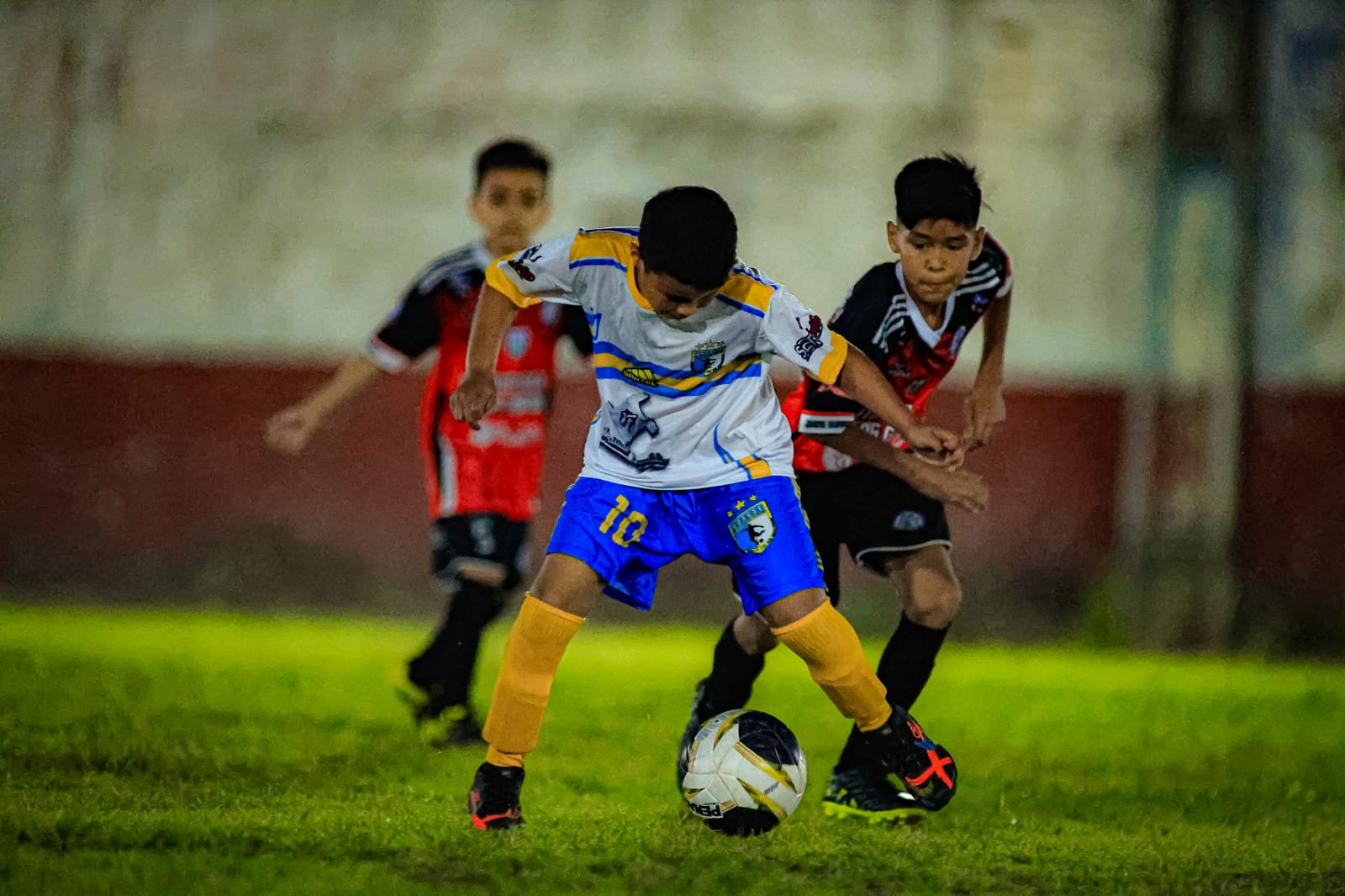 Rodada de estreia do Barezinho Sub-12 destaca equilíbrio e muitos gols