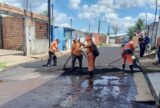 Prefeitura intensifica recuperação asfáltica no Tarumã, na zona Oeste