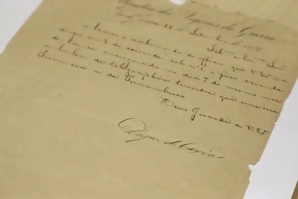 Venda ilegal de documentos históricos preocupa Arquivo Nacional
