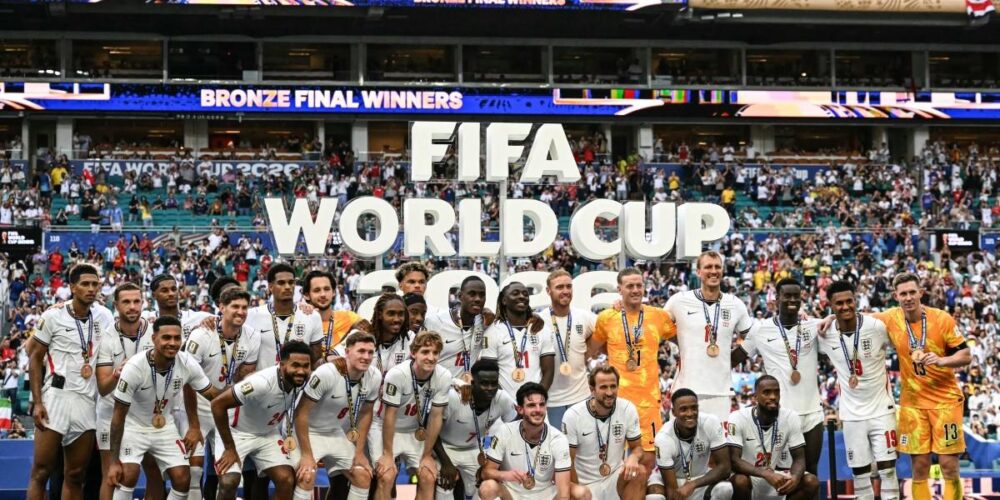 Inglaterra leva 3ª lugar e Mbappé vira maior artilheiro das Copas