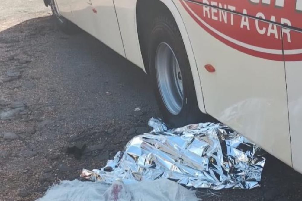 Casal morre em colisão entre motocicleta e ônibus na BR-174, em Manaus