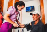 Projeto registra mais de 1,9 mil procedimentos de saúde em comunidades ribeirinhas de Eirunepé