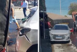 Estrutura traseira de carreta se solta e atinge carro estacionado na zona Leste de Manaus
