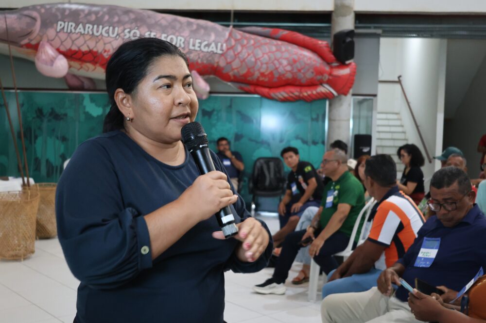 Manejadores de pirarucu discutem proteção territorial durante encontro no Médio e Alto Solimões