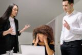 Saiba como identificar e denunciar assédio eleitoral no trabalho