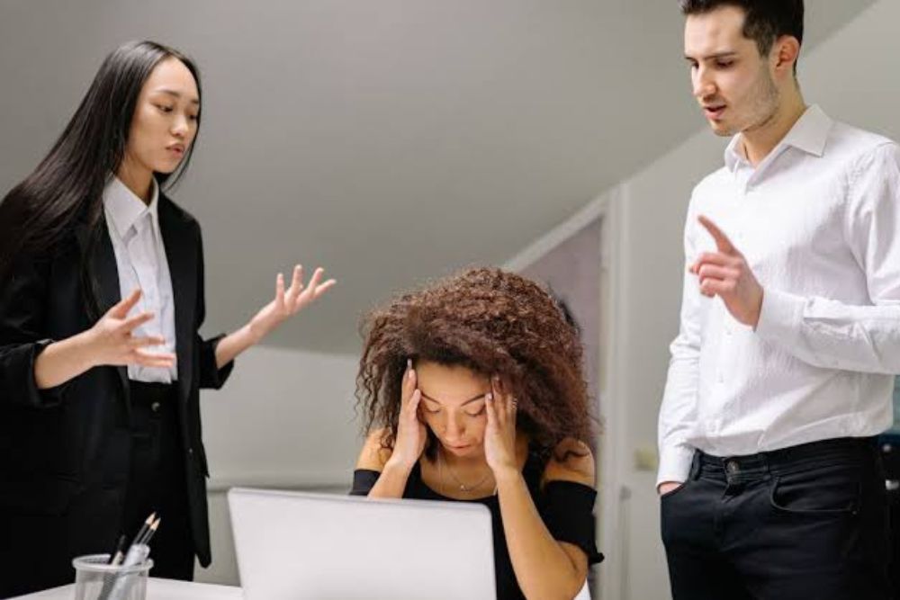 Saiba como identificar e denunciar assédio eleitoral no trabalho Saiba como identificar e denunciar assédio eleitoral no trabalho