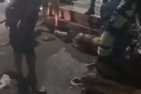 Casal é arremessado de motocicleta após colisão na zona leste de Manaus