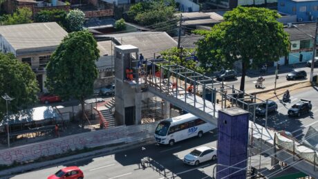Manaus conclui 65% das obras da passarela Santos Dumont
