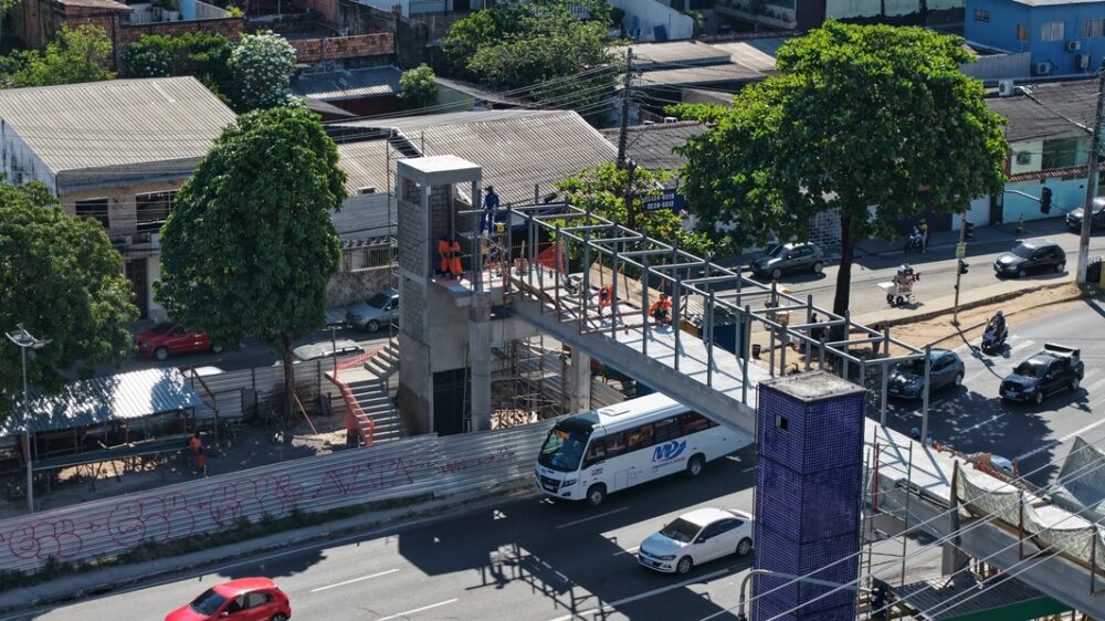 Manaus conclui 65% das obras da passarela Santos Dumont