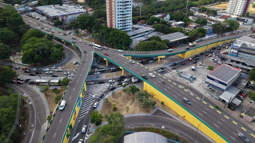 Obras de modernização avançam no viaduto Miguel Arraes, na zona Centro-Sul de Manaus Obras de modernização avançam no viaduto Miguel Arraes, na zona Centro-Sul de Manaus