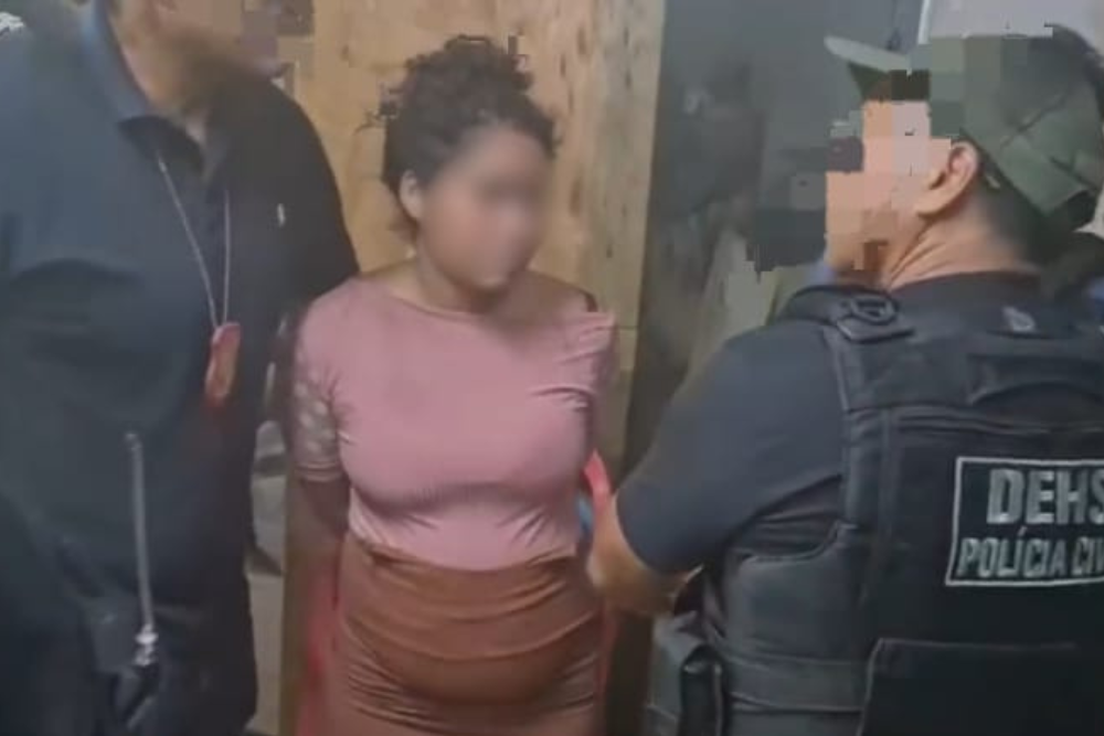 Bebê recém-nascida é sequestrada após mulher oferecer doação de roupas em Manaus