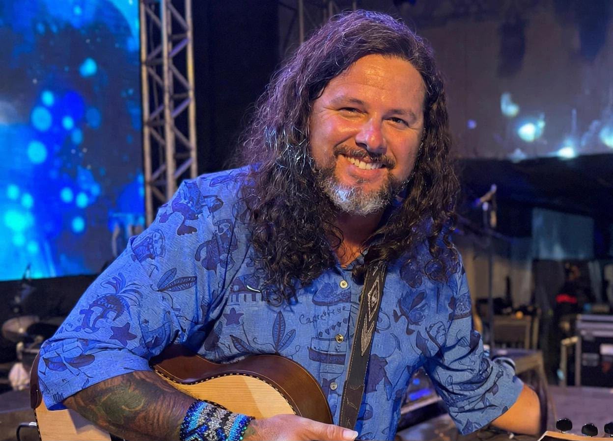 Salomão Rossy apresenta 60 toadas em show no Dia do Folclore