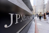 JPMorgan rebaixa recomendação para investimentos no Brasil e passa a considerar neutro
