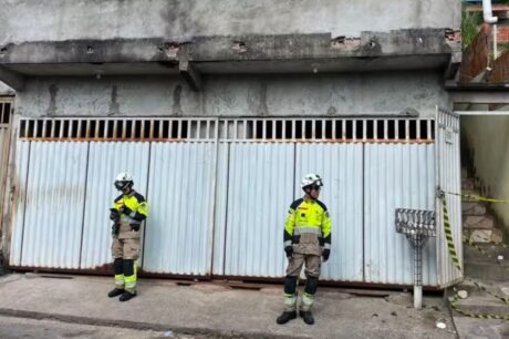 Incêndio em kitnet mata crianças de 10 meses e 2 anos na Zona Oeste de Manaus