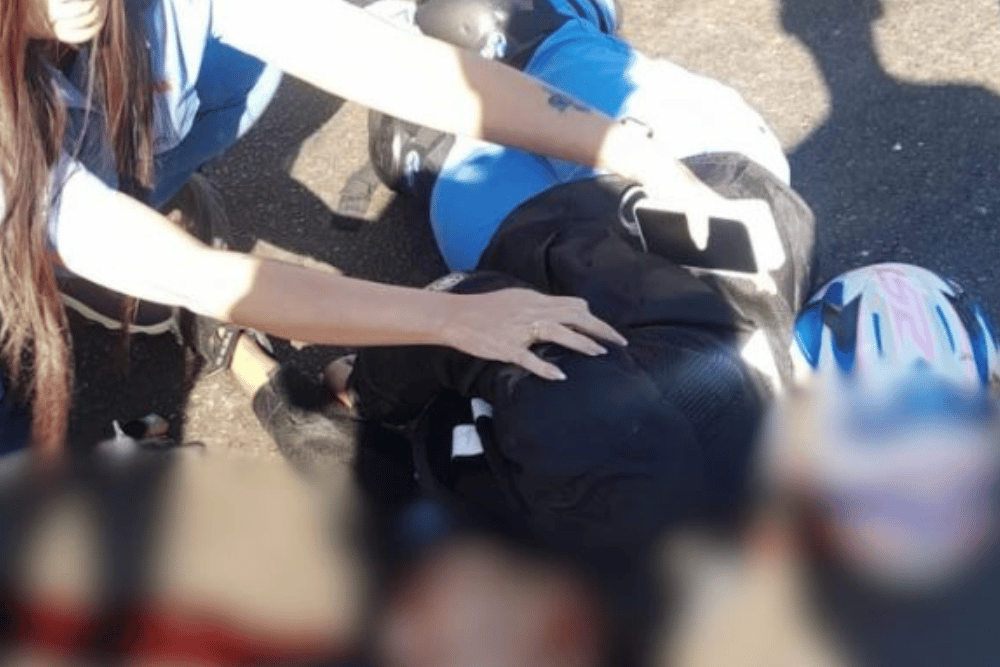 Motociclista morre e outro fica gravemente ferido em acidente na Torquato Tapaj&oacute;s