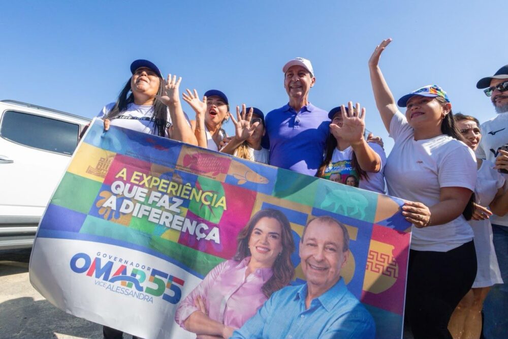 Omar inicia campanha com agendas em Manaus e Parintins