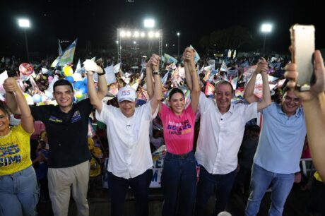Mayra Dias reúne mais de 40 mil em lançamento em Parintins