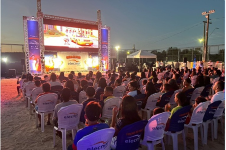 Parintins terá cinema gratuito na Praça dos Bois neste fim de semana
