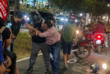 Briga entre motociclistas interrompe trânsito na Torquato Tapajós em Manaus
