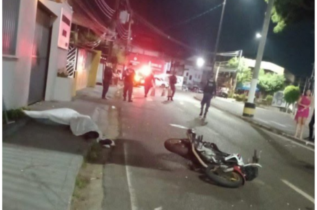 Motociclista morre após colidir contra muro de condomínio no Nossa Senhora das Graças