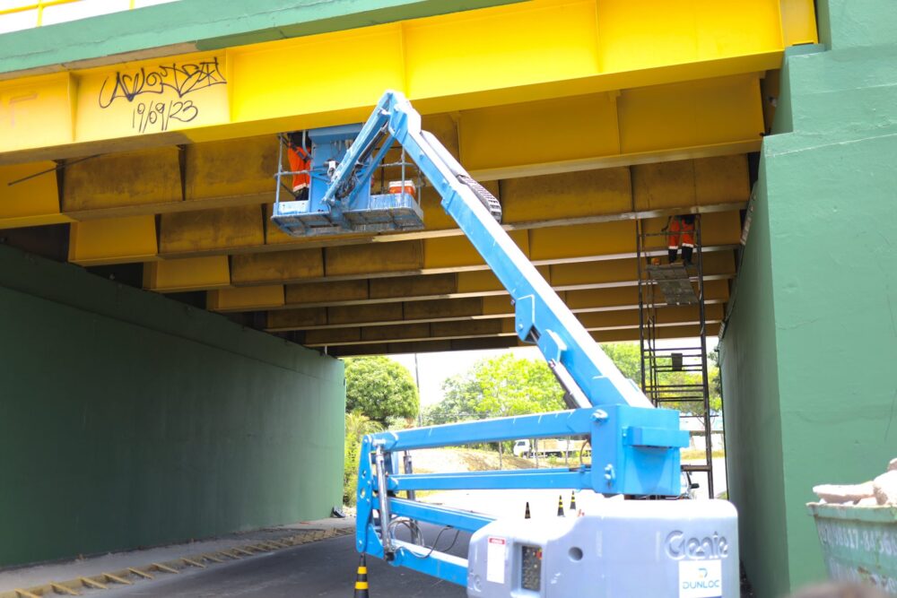 Obras modernizam infraestrutura da avenida Max Teixeira em Manaus