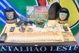 Jovem é detido com drogas, dinheiro e equipamentos usados no tráfico em Manaus