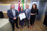 Presidente do TCE-AM apresenta PL à Aleam para regular data-base dos servidores da Corte de Contas