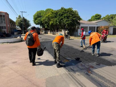 Parintins reforça recuperação asfáltica em ruas de bairros