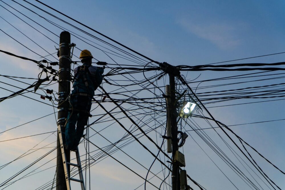MPAM investiga troca de cabos de energia por fios de alum&iacute;nio em Manaus