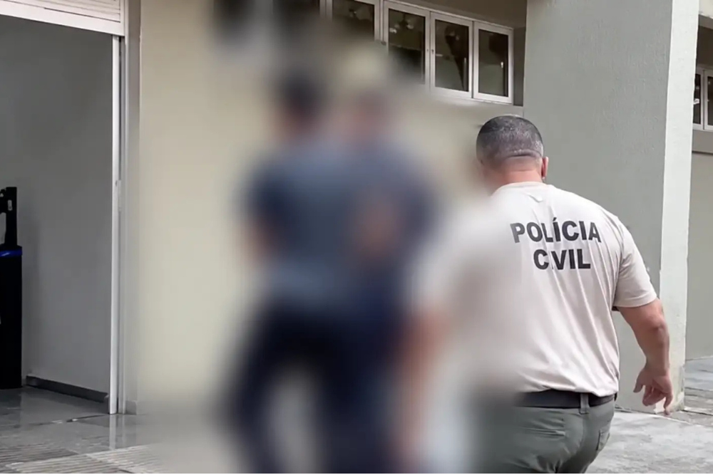 Homem &eacute; preso em Manaus durante investiga&ccedil;&atilde;o sobre material de abuso sexual infantil