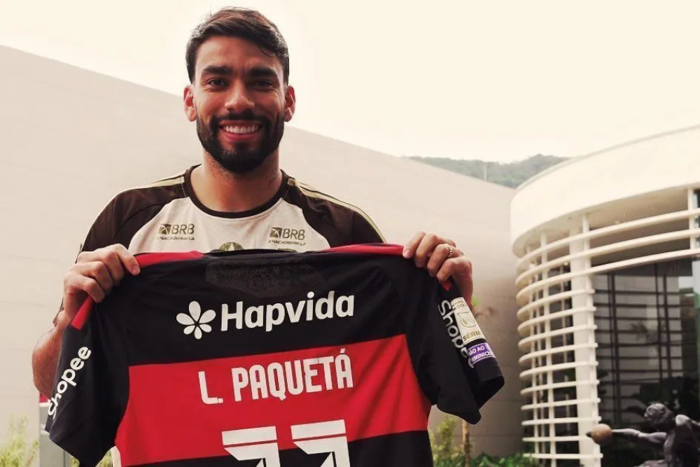 Lucas Paquetá assume camisa 11 do Flamengo após saída de Cebolinha