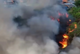 Incêndio assusta moradores e motoristas na Avenida Max Teixeira, em Manaus