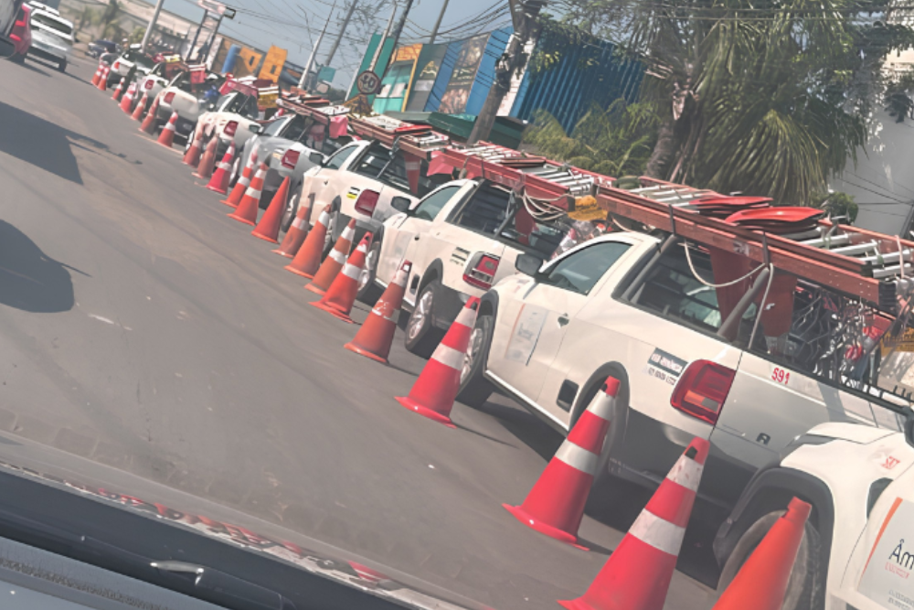 Trabalhadores terceirizados da Âmbar Energia paralisam atividades em Manaus