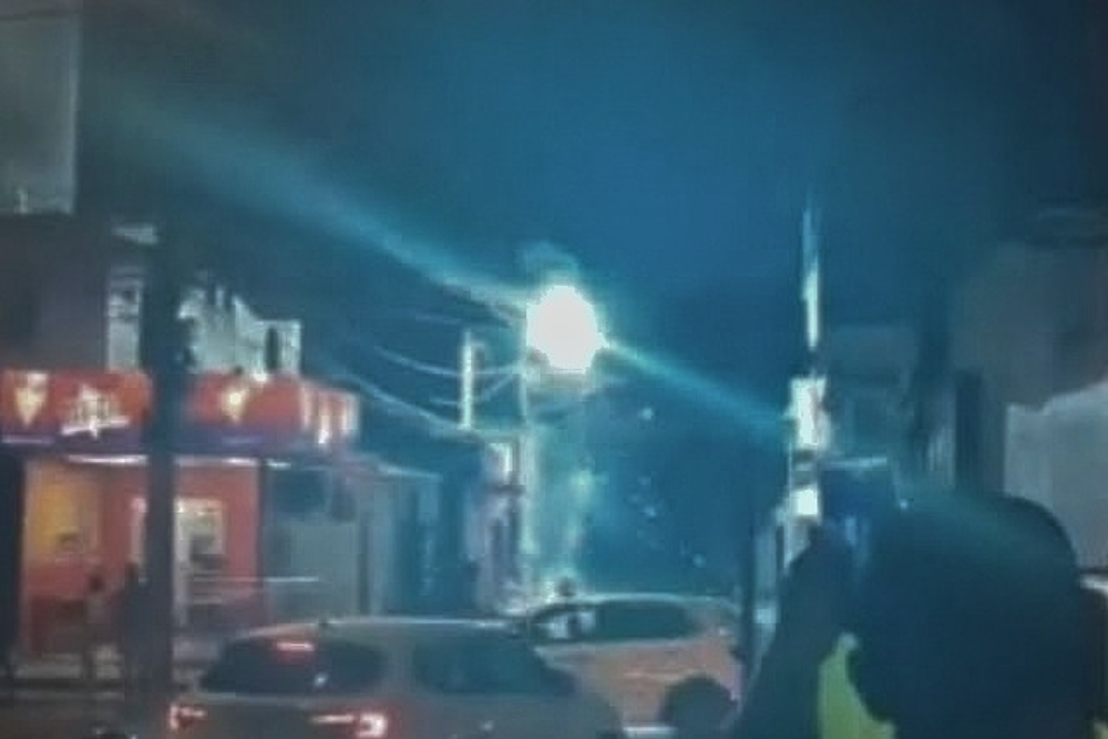 Transformador explode durante incêndio na rede elétrica em Manaus